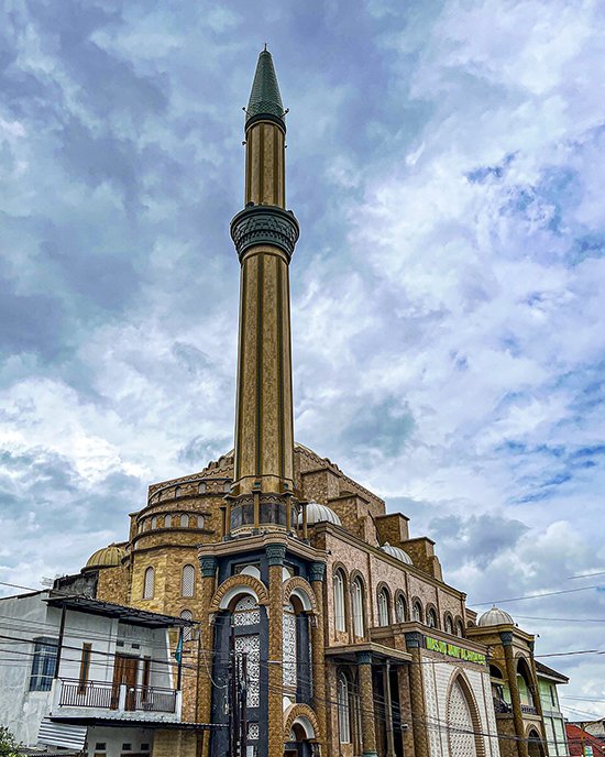 Masjid agung al hidayah